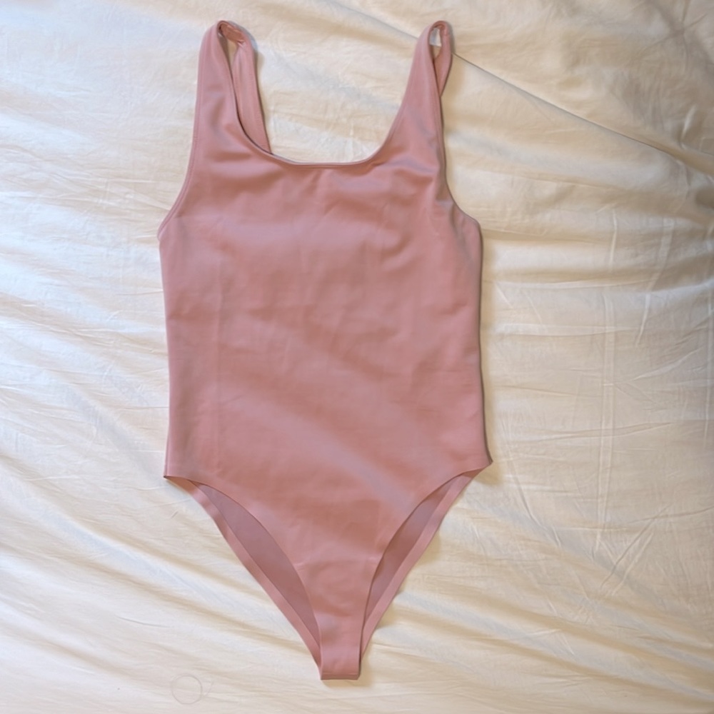 ALO Yoga Light Pink Bodysuit
